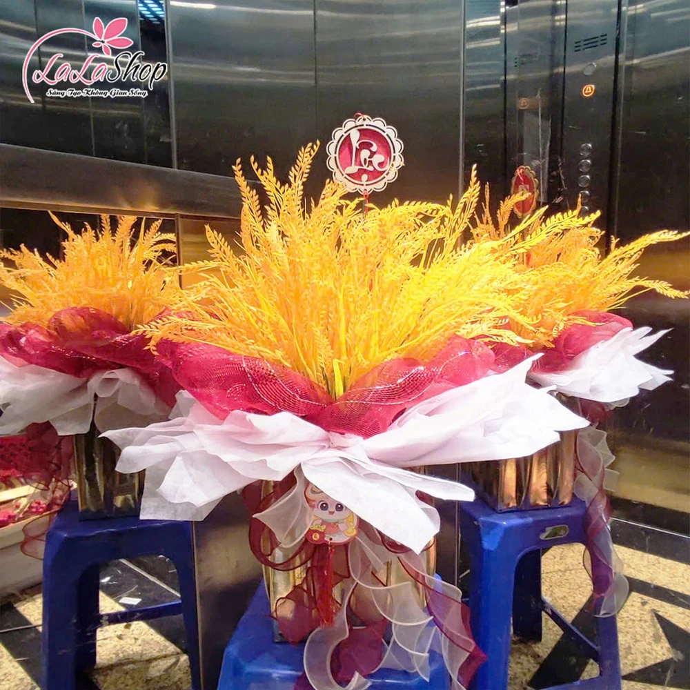 Bình lúa vàng phúc lộc đong đầy