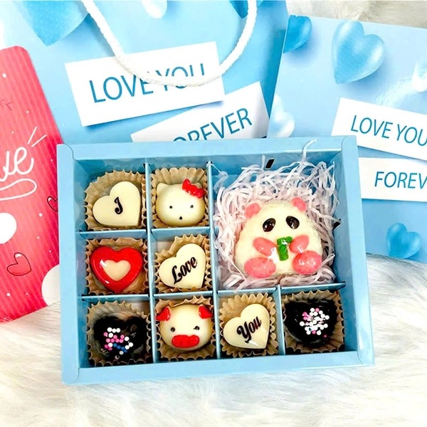 Hộp Socola tình nhân trái tim đỏ chữ i love you