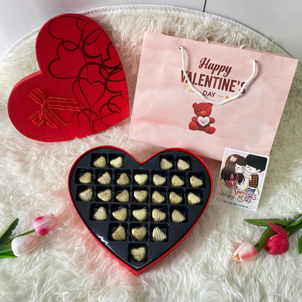 Hộp Socola 16 viên quà tặng Valentine ấm áp ngọt ngào