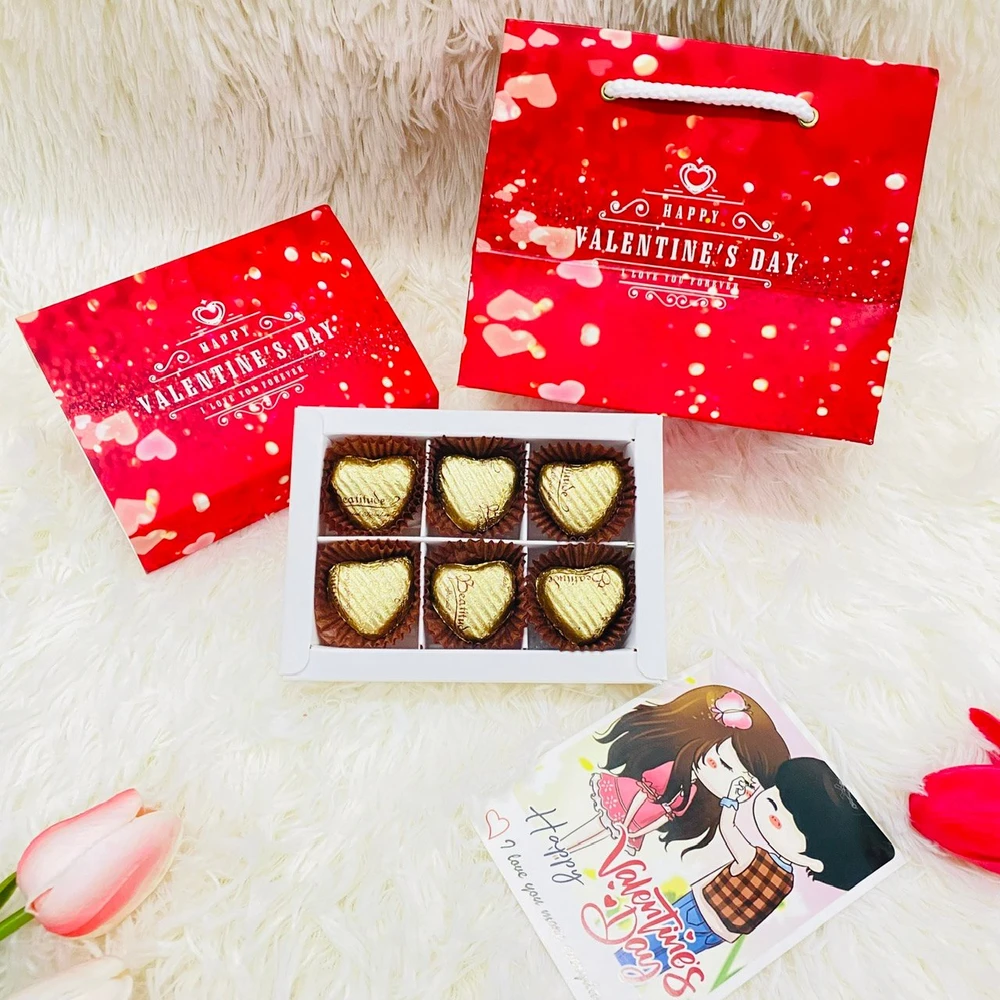 Hộp 6 viên Socola trái tim vàng quà tặng Valentine ấm áp