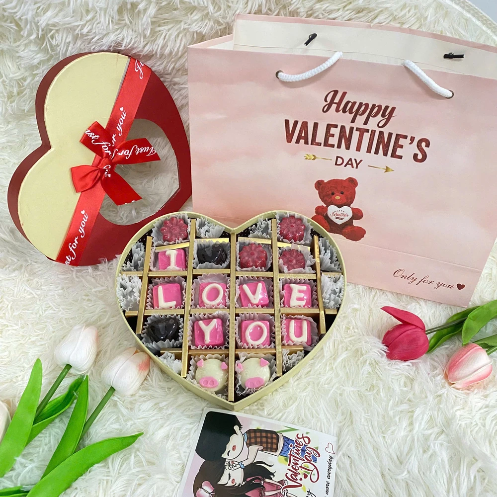 Hộp 16 Viên Socola I Love You ngọt ngào