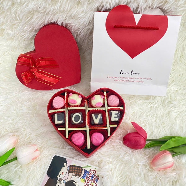 Hộp 10 viên socola ngọt ngào dễ thương