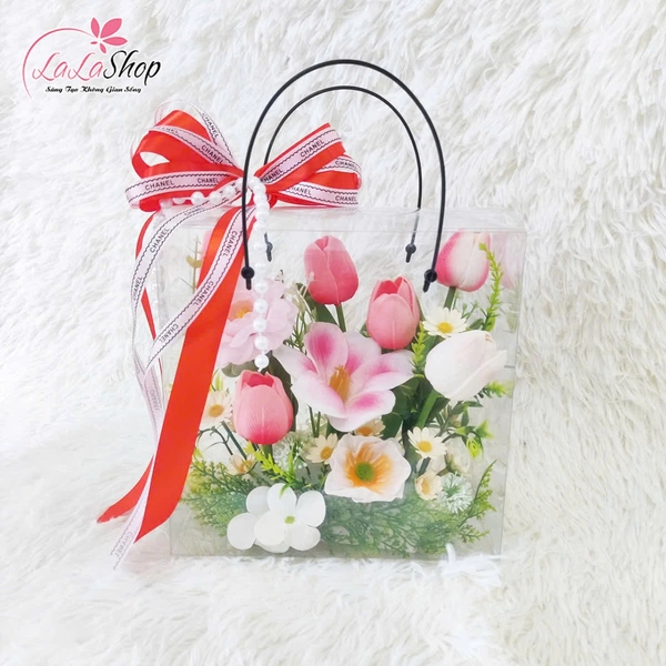 Hộp Mica hoa Tulip ngọt ngào mix hoa sáp thơm quà tặng ý nghĩa