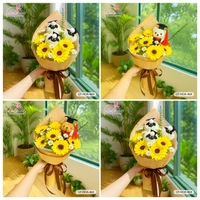 Bó hoa tốt nghiệp với Gấu, Cừu Bông xinh xắn mix cúc trắng mini