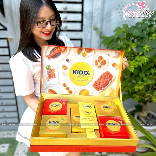 Hộp 4 Bánh Trung Thu Kido Mỹ Vị Thịnh Vượng Đỏ (CB3)