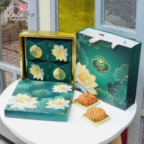 Hộp 4 Bánh Trung Thu Bạch Liên Tân Dân Lợi