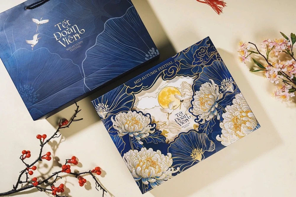 Hộp 4 Bánh Trung Thu Tân Dân Lợi Minh Nguyệt Khai Hoa