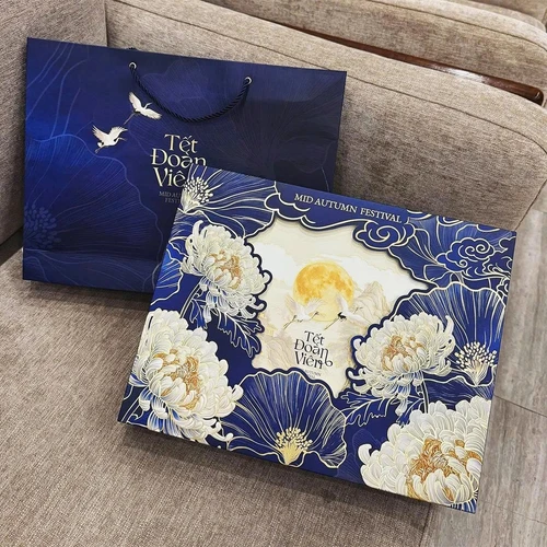 Hộp 4 Bánh Trung Thu Tân Dân Lợi Minh Nguyệt Khai Hoa