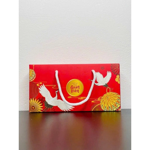 Hộp 2 Bánh Trung Thu Nguyệt Hạc Sum Vầy Tân Dân Lợi