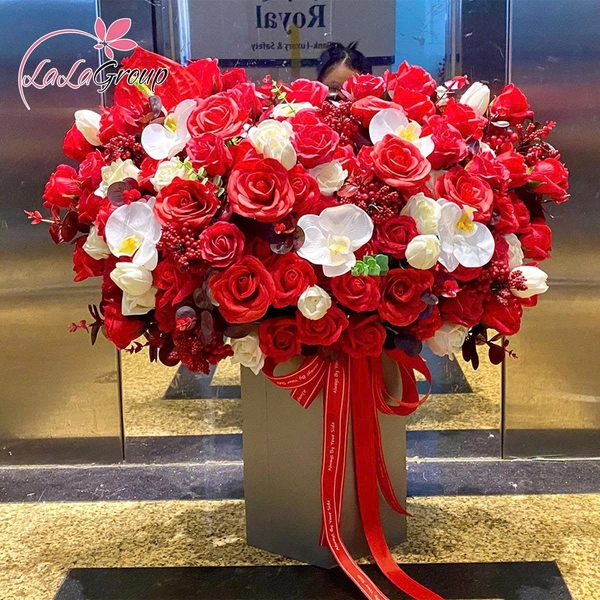 Lẵng hoa sáp thơm ngọt ngào