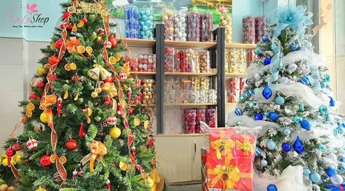 Cây thông Noel màu xanh 2m1 full phụ kiện trang trí