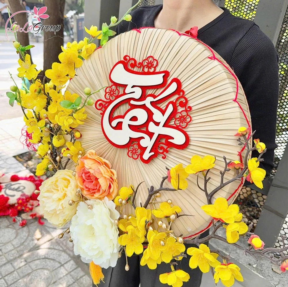 Mẹt Nón Quai Thao Size 40cm Chữ Tết Mai Vàng Đón Năm Mới