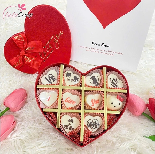 Hộp 10 Viên Socola Mèo I Love You (Giao Ngẫu Nhiên)