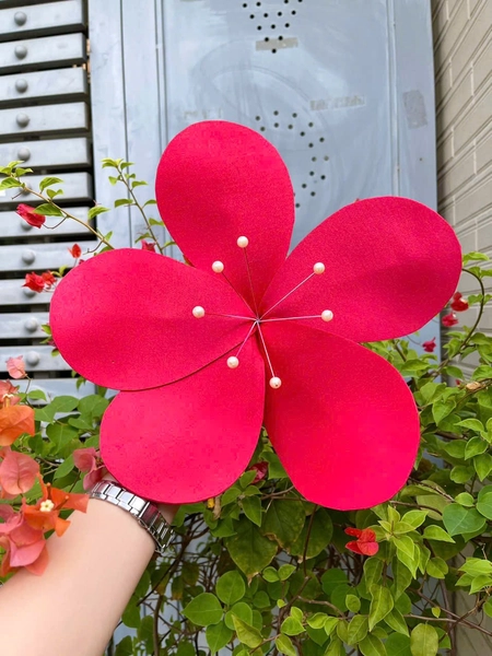 Hoa đào mút xốp màu đỏ nhụy ngọc trai trang trí tết