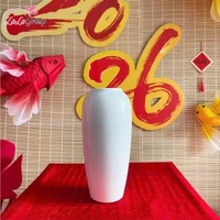 Bình Hoa Gốm Trắng Vân Ngang