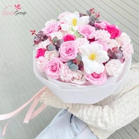 Bó hoa sáp thơm 50 hoa sắc hồng mix hoa tulip trắng dịu dàng quà tặng xinh xắn