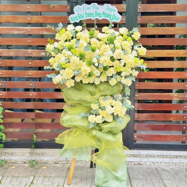 Kệ Hoa Mừng Khai Trương Hồng Phát Tone Vàng 3 Tầng Sang Trọng