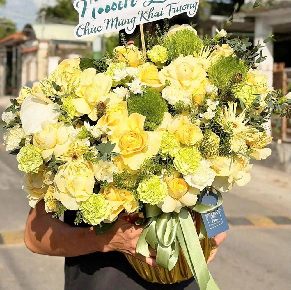 Chậu Hoa Tài Lộc Tone Xanh Mơ Nhẹ Nhàng Tinh Khôi