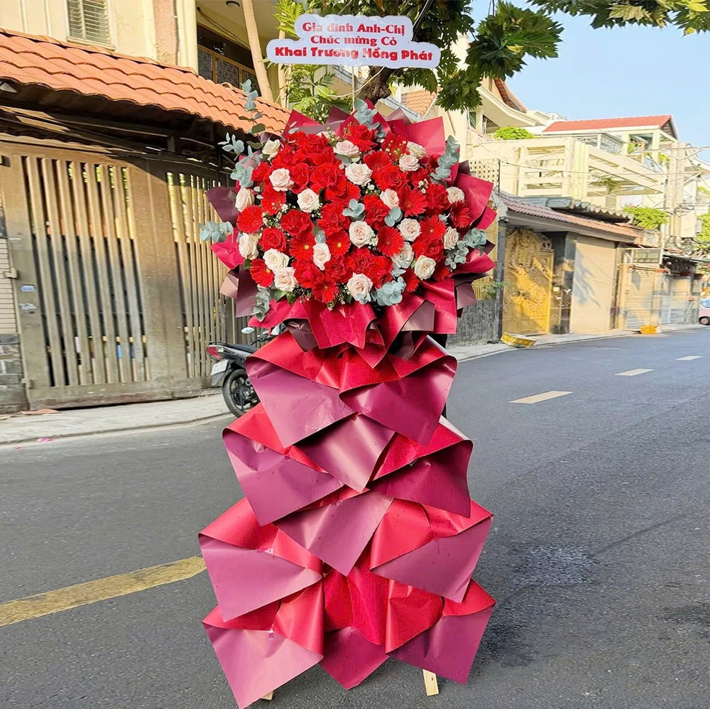 Kệ Hoa Chúc Mừng Khai Trương Tone Đỏ Hiện Đại