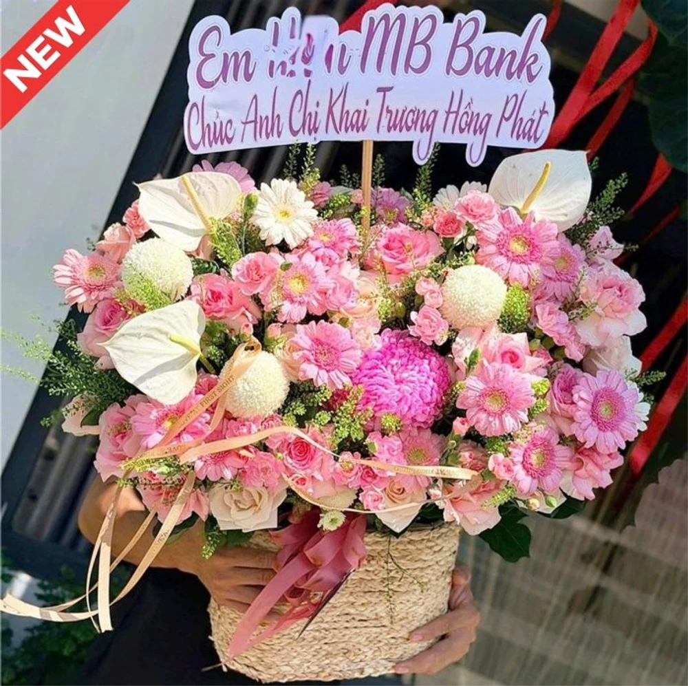 Giỏ Hoa Tươi Tone Hồng Hiện Đại Xinh Xắn