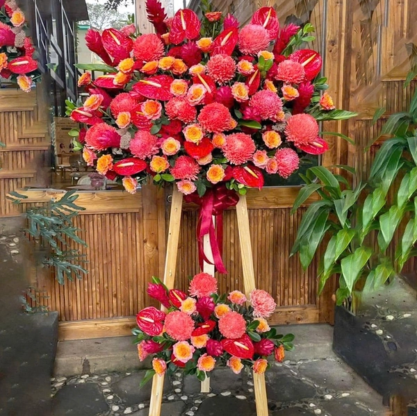 Kệ Hoa Mừng Khai Trương Mix Hồng Môn Rực Rỡ