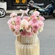 Giỏ Hoa Hồng Mix Đồng Tiền Trang Nhã