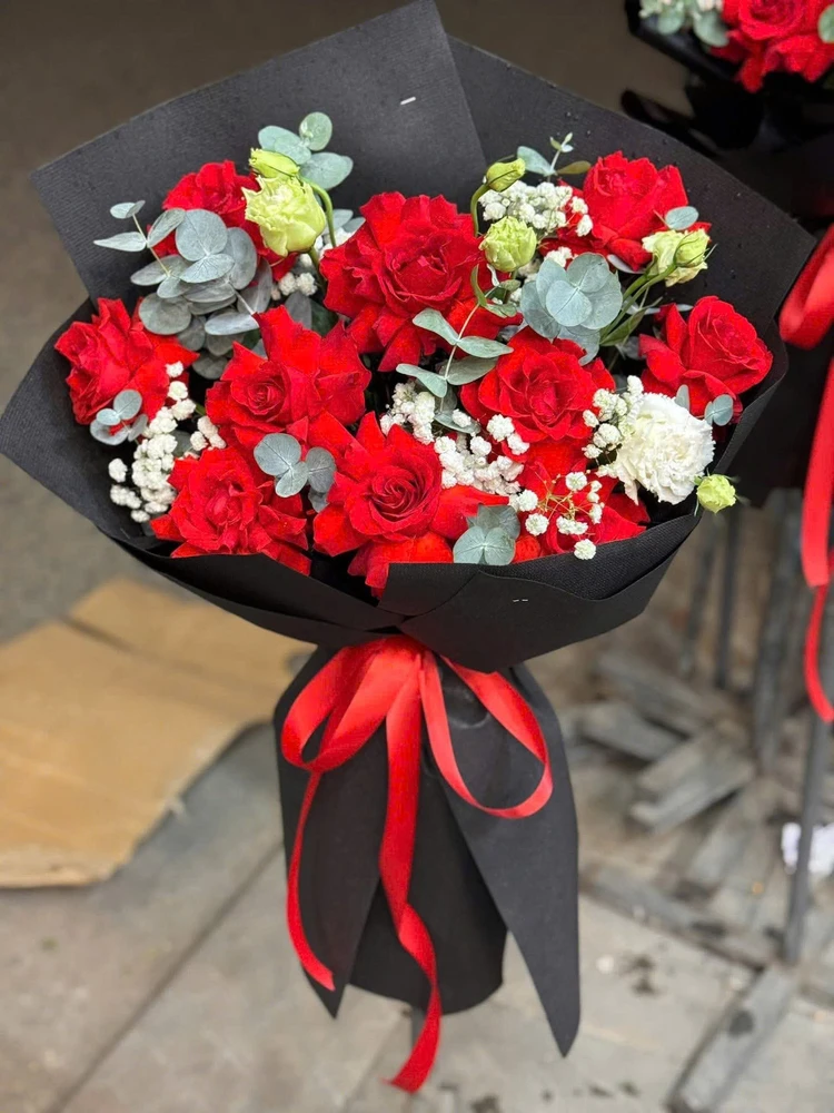 Bó Hoa Hồng Đỏ Tươi Tặng Ngày Lễ Tình Yêu