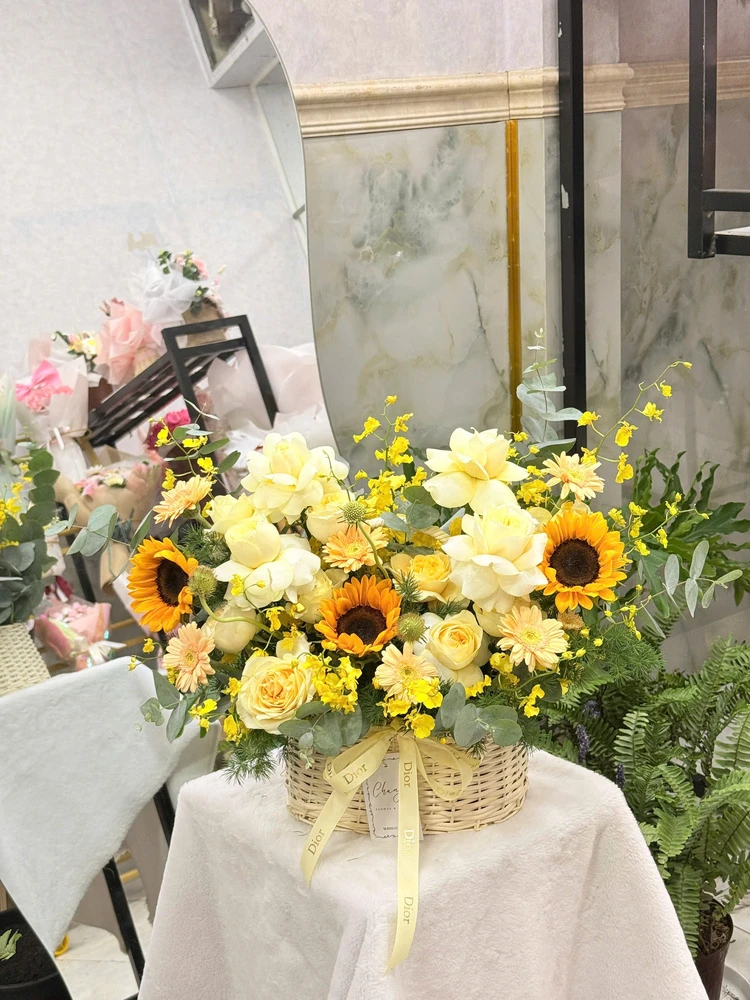 Gỉỏ Hoa Tia Nắng Vàng Tươi