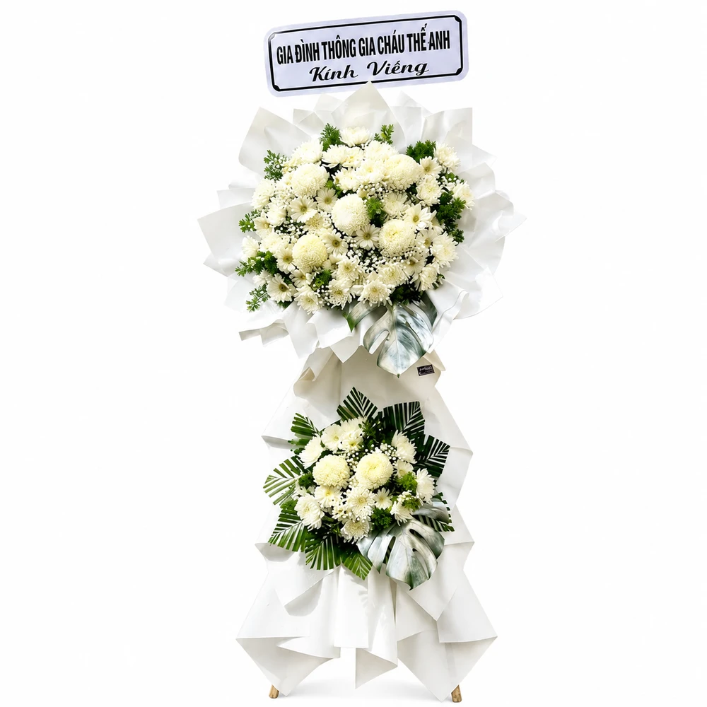 Kệ Hoa Chia Buồn 2 Tầng Hoa Cúc Trắng Phối Lá Xanh Tinh Tế Nhẹ Nhàng