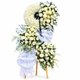 Kệ Hoa Chia Buồn Vòng Hoa Cúc Trắng Thanh Khiết