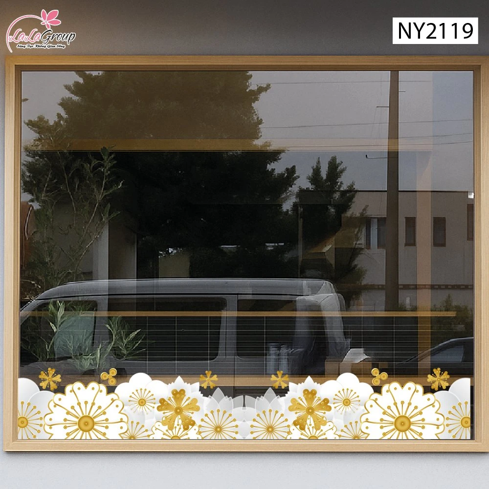 Decal Trang Trí Tết Chân Tường Dải Hoa Xuân Và Mây Trắng