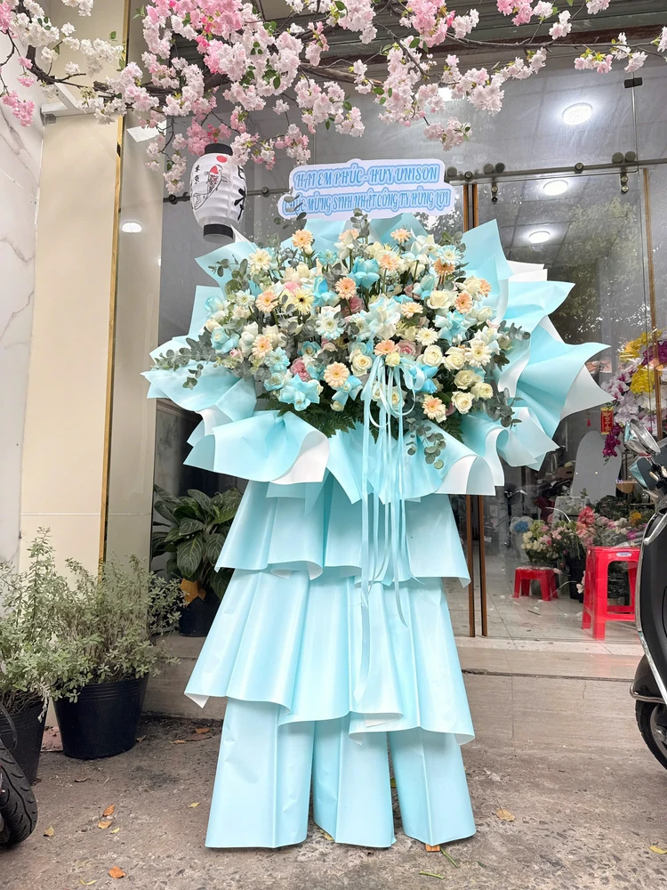 Kệ Hoa Khai Trương Tone Xanh Khởi Đầu Thịnh Vượng
