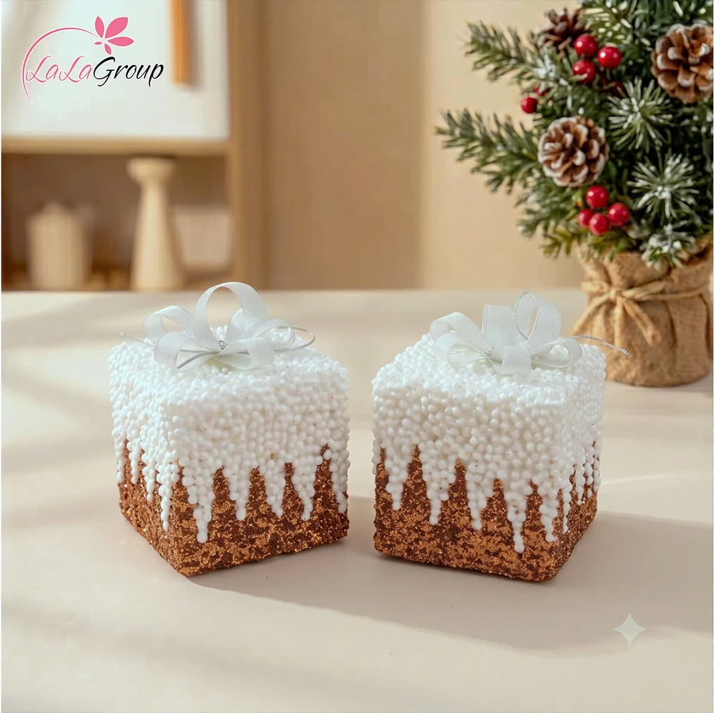 Set 2 hộp quà đỏ kim tuyến treo cây thông noel