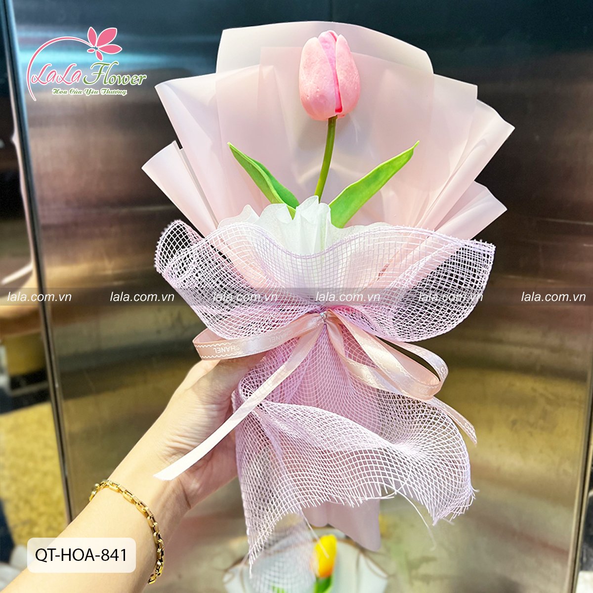 Bó 1 bông hoa tulip nhiều màu