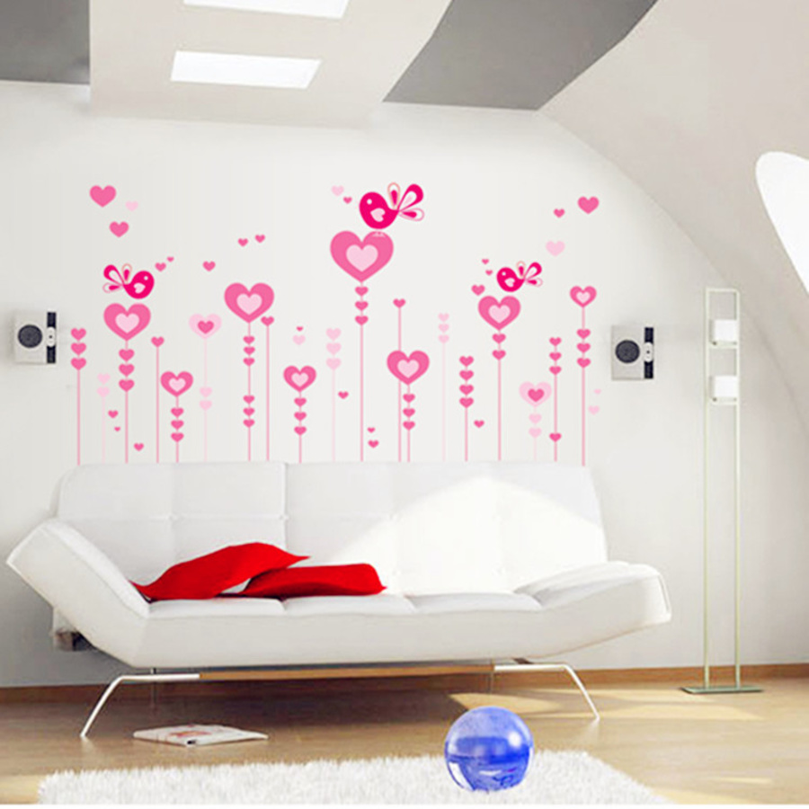 Decal dán tường trái tim hồng