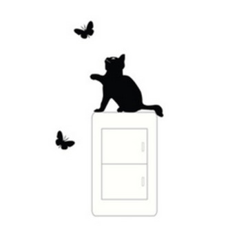 Ổ điện mèo vờn bướm