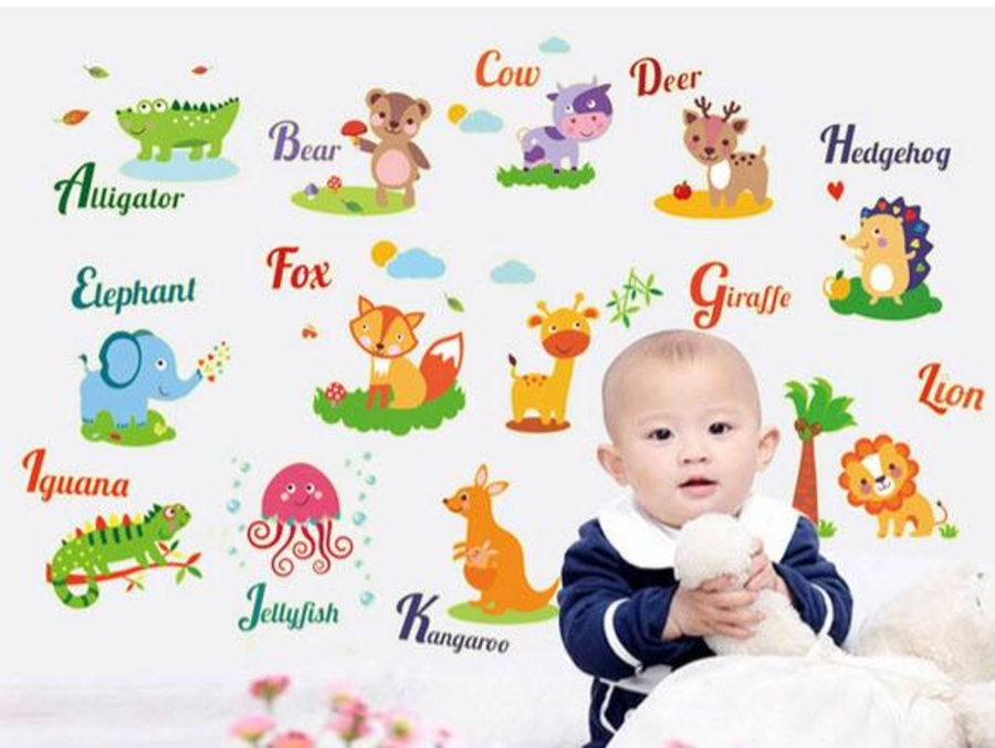 Decal dán tường vườn thú dạ quang