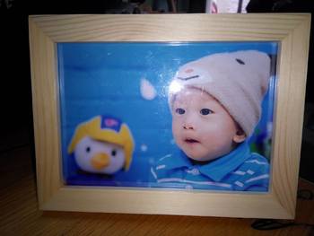 Khung gỗ thông treo tường 13x18