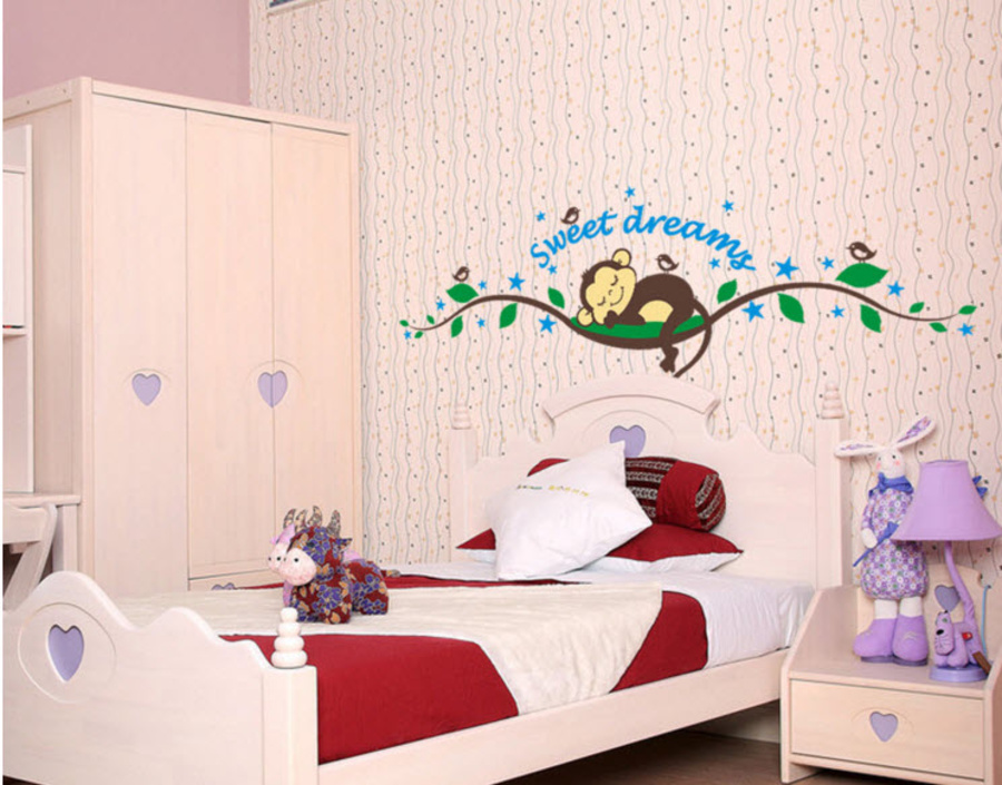 Decal Bé khỉ ngủ ngon hiệu Yoozoo