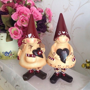 Bộ búp bê trang trí mũ nhọn