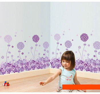 Decal chân tường tú cầu tím