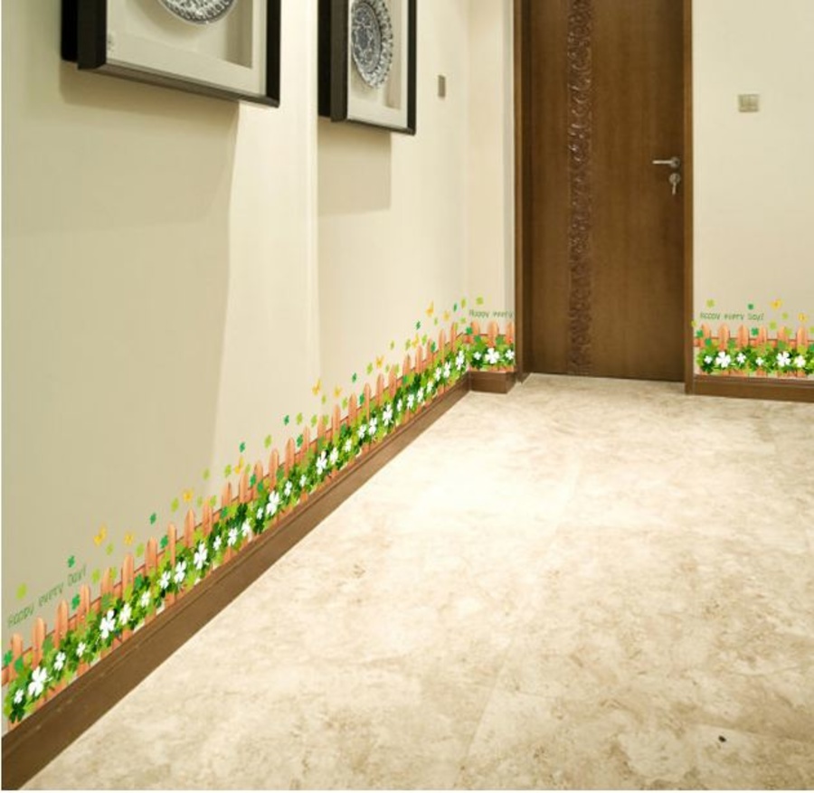 Decal chân tường hàng rào hoa trắng