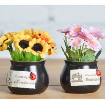 Chậu hoa hướng dương để bàn