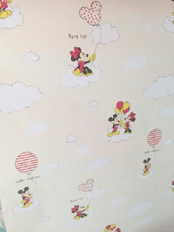 Giấy decal cuộn Mickey vàng khổ 1m2