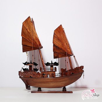 Thuyền buồm rồng mỹ nghệ