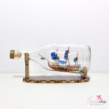 Thuyền buồm mỹ nghệ trong chai 3