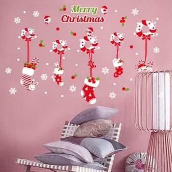Decal dán tường noel dây treo tất đỏ 2