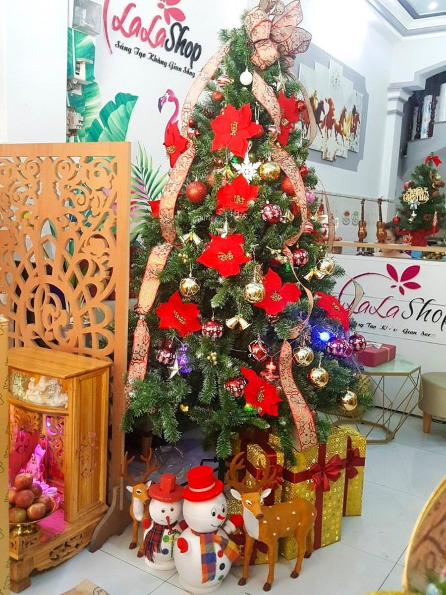 Cây Thông Noel 2m1 full phụ kiện Mẫu 3