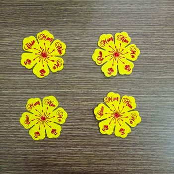 Hoa mai vàng xốp 8cm dán trang trí tết
