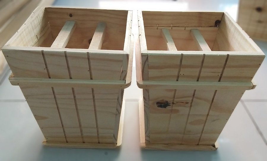 Hộp gỗ cắm hoa hình thang